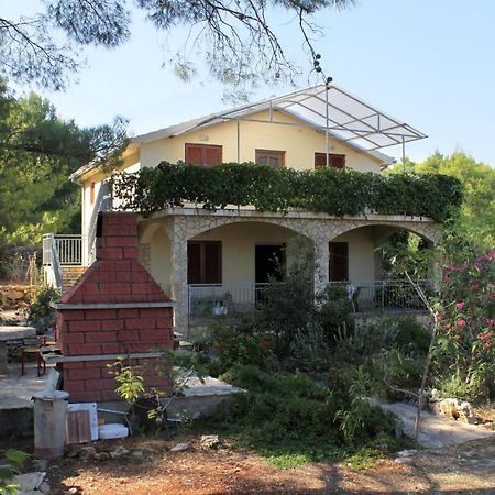 Apartments With A Parking Space Mudri Dolac, Hvar - 4043 Vrbanj Bagian luar foto