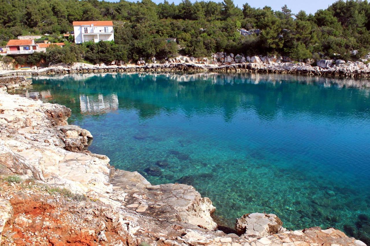Apartments With A Parking Space Mudri Dolac, Hvar - 4043 Vrbanj Bagian luar foto